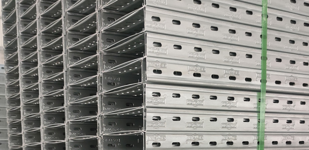 heavy duty perforated cable tray
